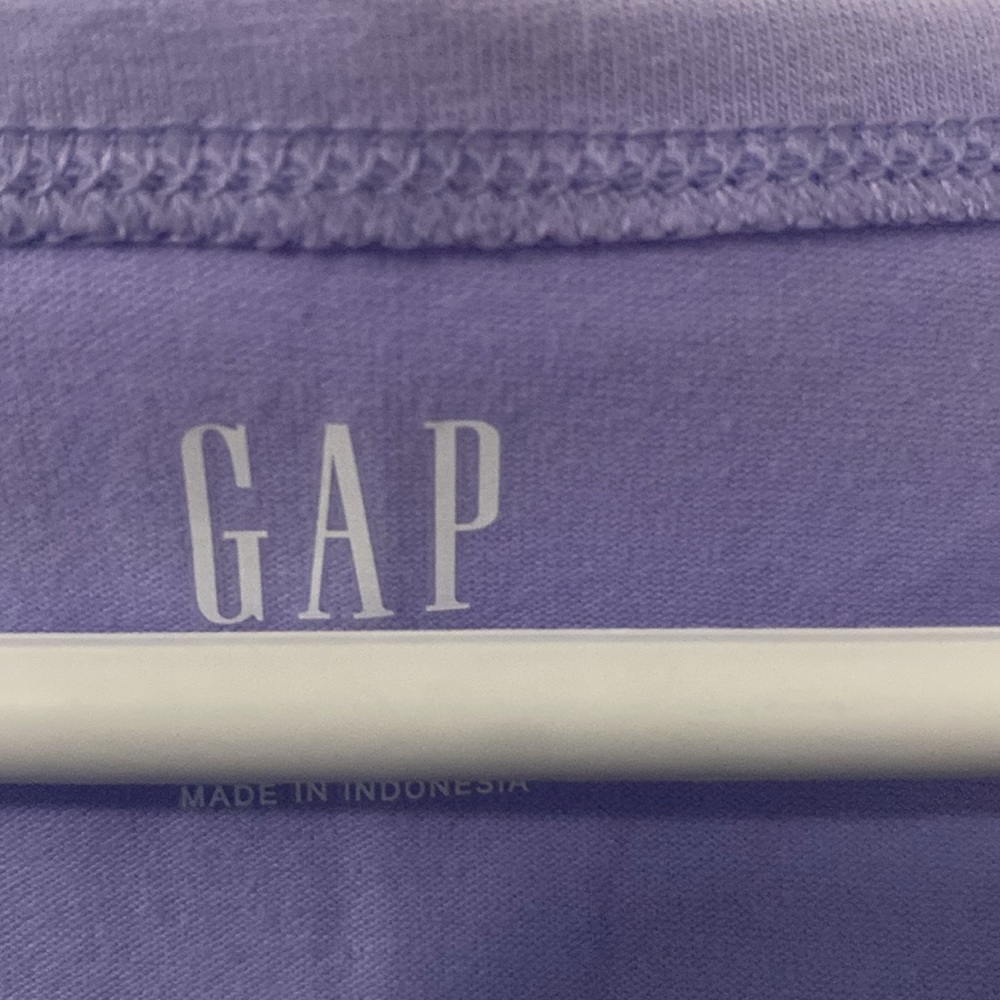 Gap Lavender Sleeveless Women's Top XL 96 cot 4 spandex PTP 20in & stretches NWT - Picture 5 of 9
